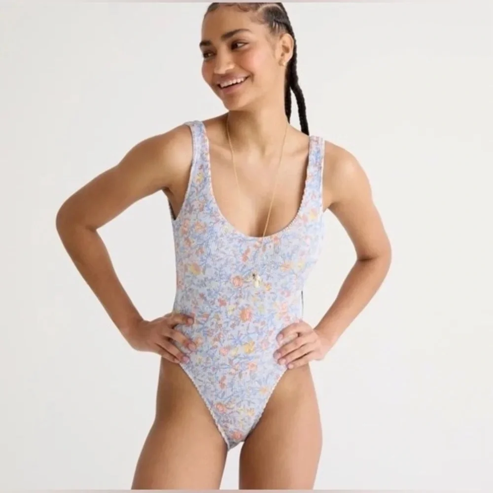 NWT JCrew Scoopneck Scrunchie Floral Swimsuit